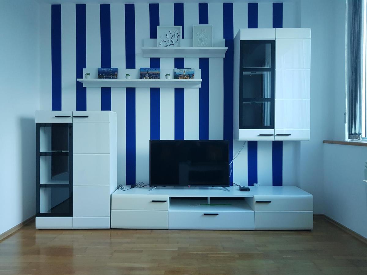 Central Apartment With 24-7 Building Security Nowy Sad Zewnętrze zdjęcie